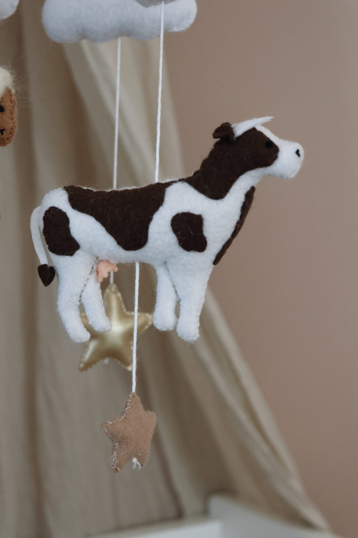 Handmade Cattle babymobile-3