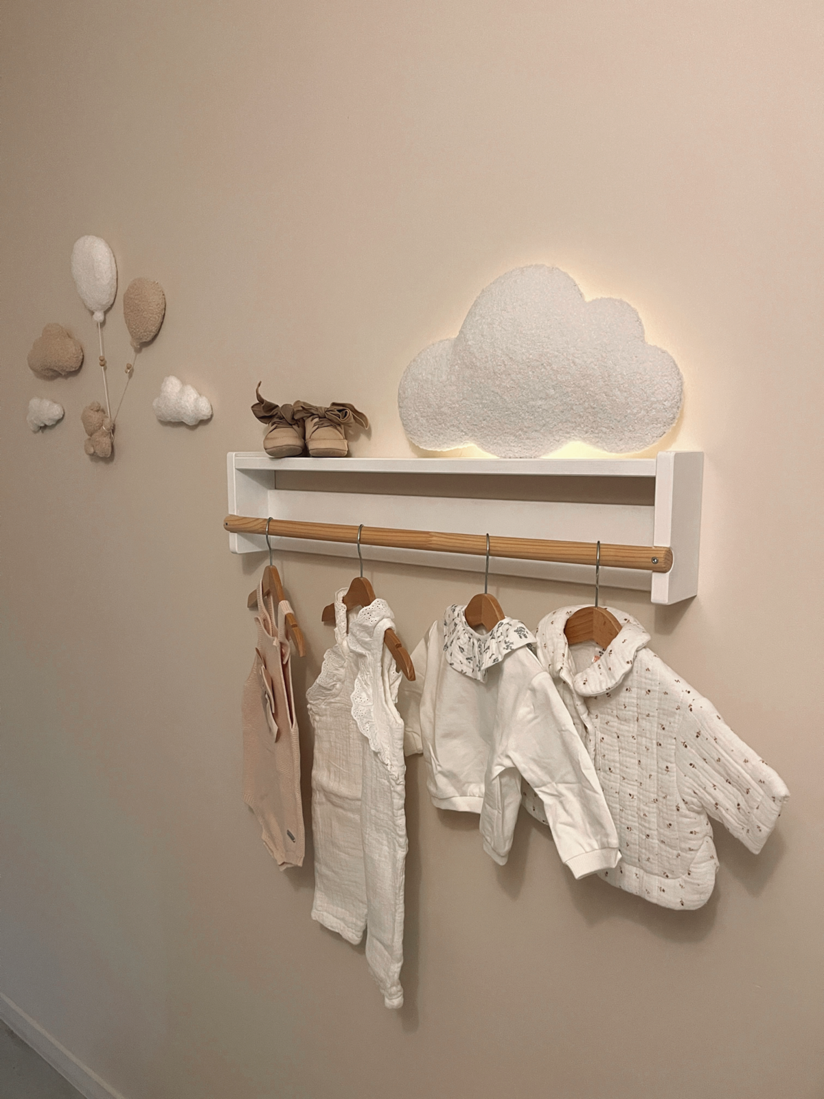 Set Big and Small cloud-2
