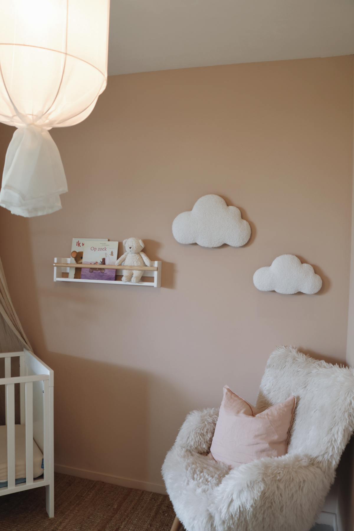Set Big and Small cloud-3
