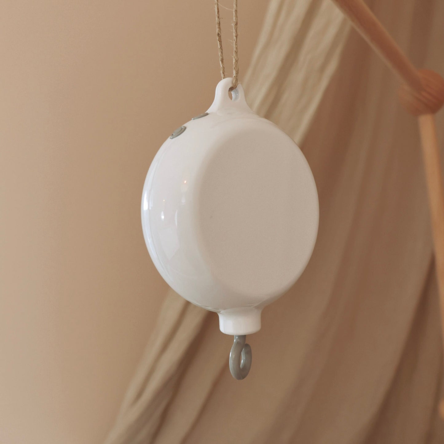 Boîtier musical blanc universel pour mobile de bébé, de forme ronde